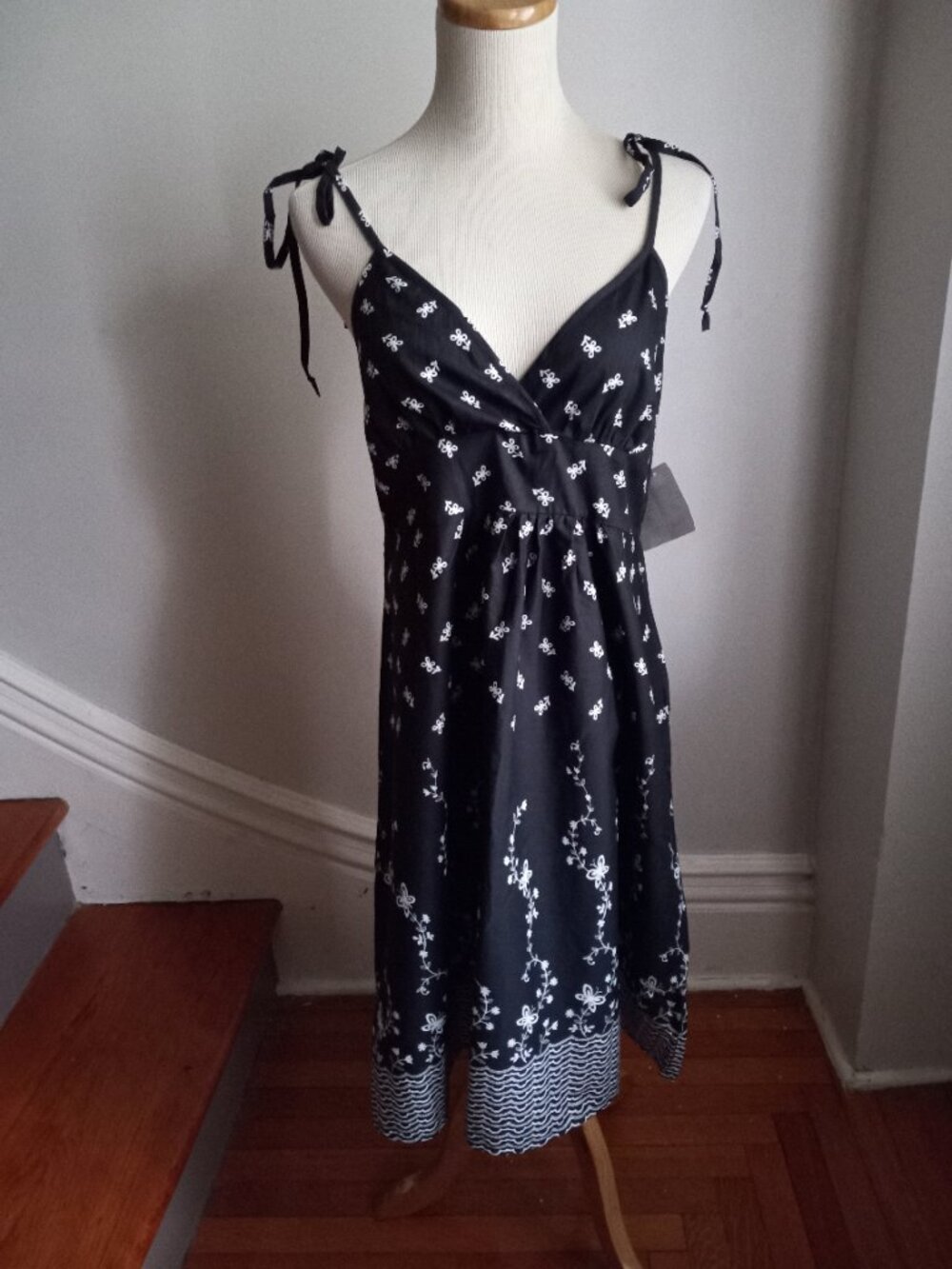 AMBIANCE BLACK WHITE GREEN COTTON BUTTERFLY SUMMER SUN DRESS NWT M